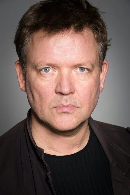Cast's Movie Image