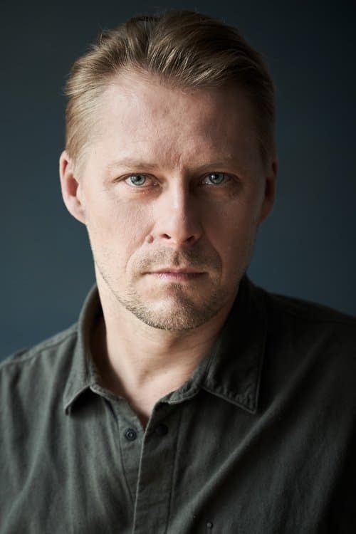 Cast's Movie Image