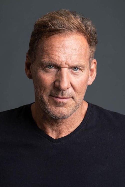 Cast's Movie Image
