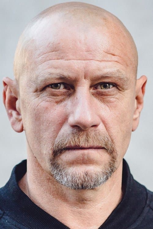 Cast's Movie Image