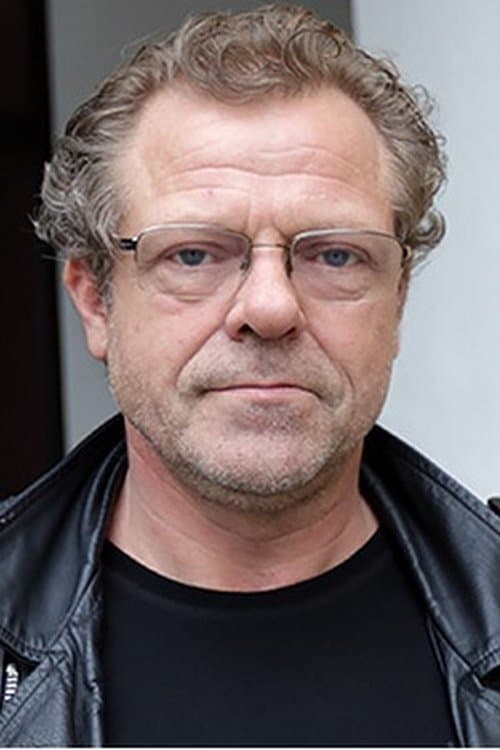 Cast's Movie Image
